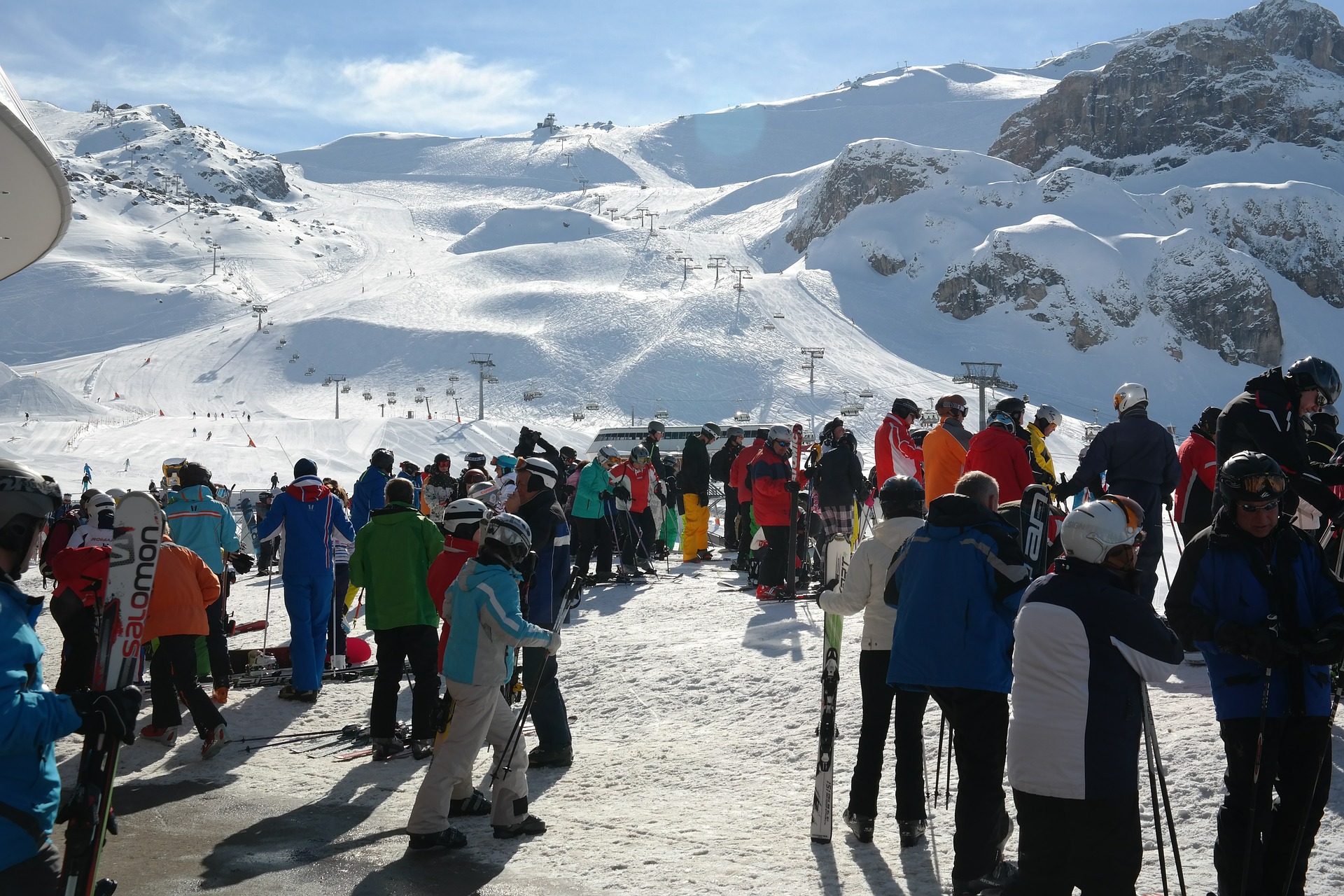 Setki narciarzy gotowe pozwać „Ibizę Alp” Ischgl